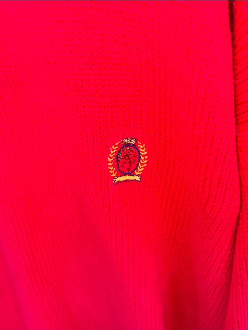 Tommy Hilfiger men’s 100% cotton Red Crewneck Sweater - Classic Knit size XL